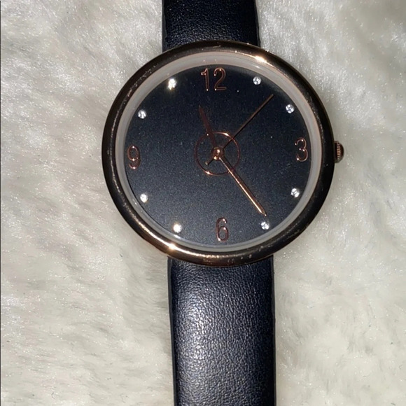Black leather rose gold ladies watch - Picture 2 of 16